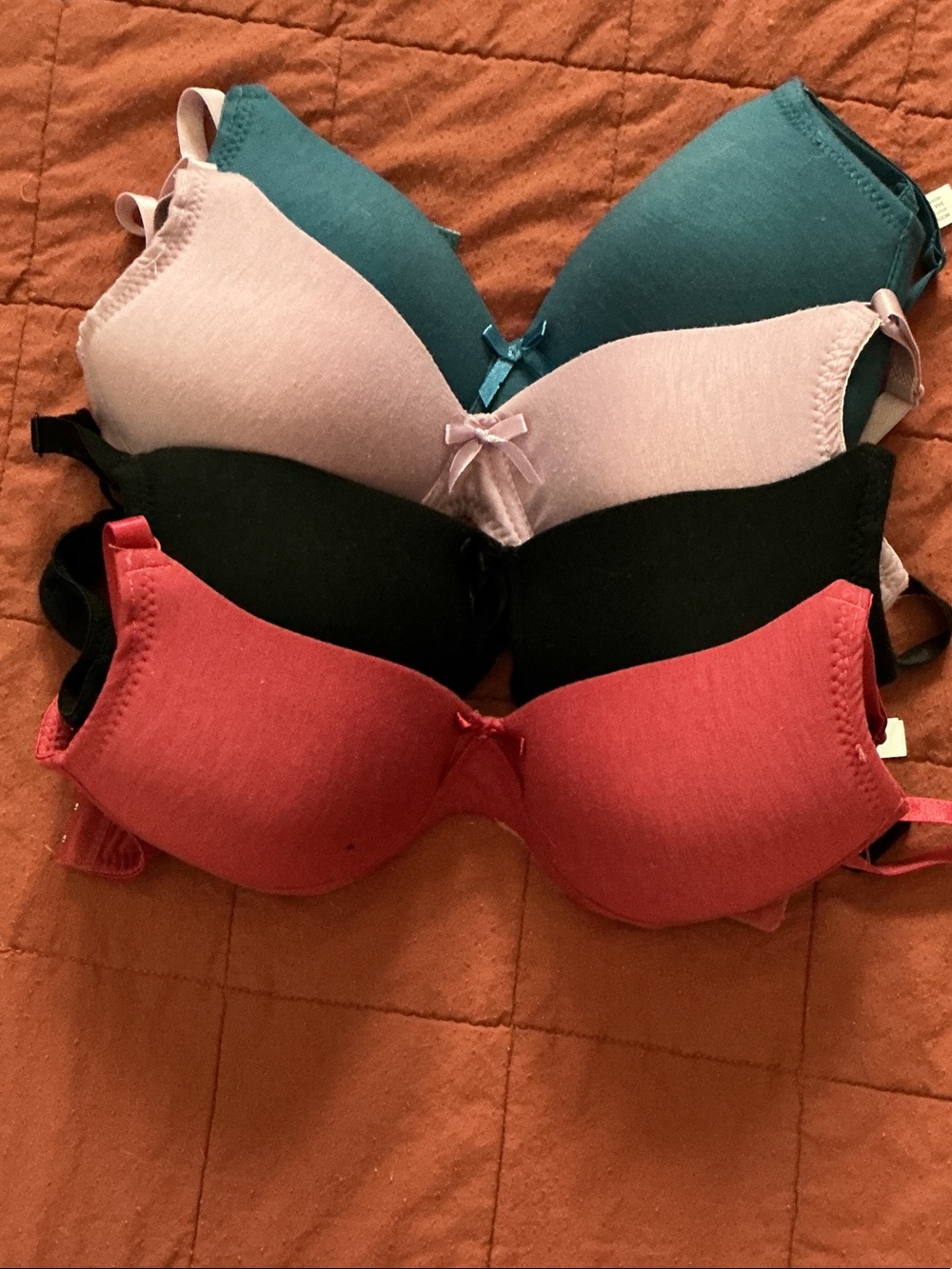 Mamia 4-Pack Padded Bras in Teal, Light Pink, Black, and Red
